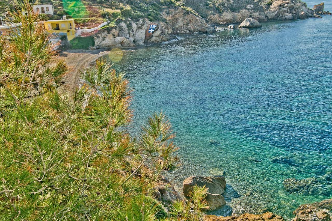 Pelagos Seafront Accommodation - Maria Myrties エクステリア 写真