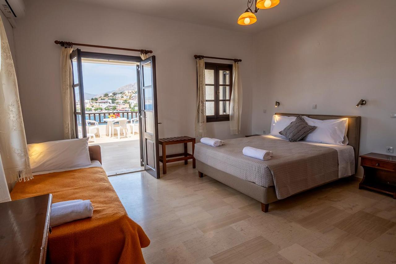 Pelagos Seafront Accommodation - Maria Myrties エクステリア 写真