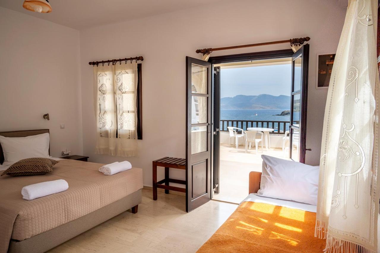 Pelagos Seafront Accommodation - Maria Myrties エクステリア 写真