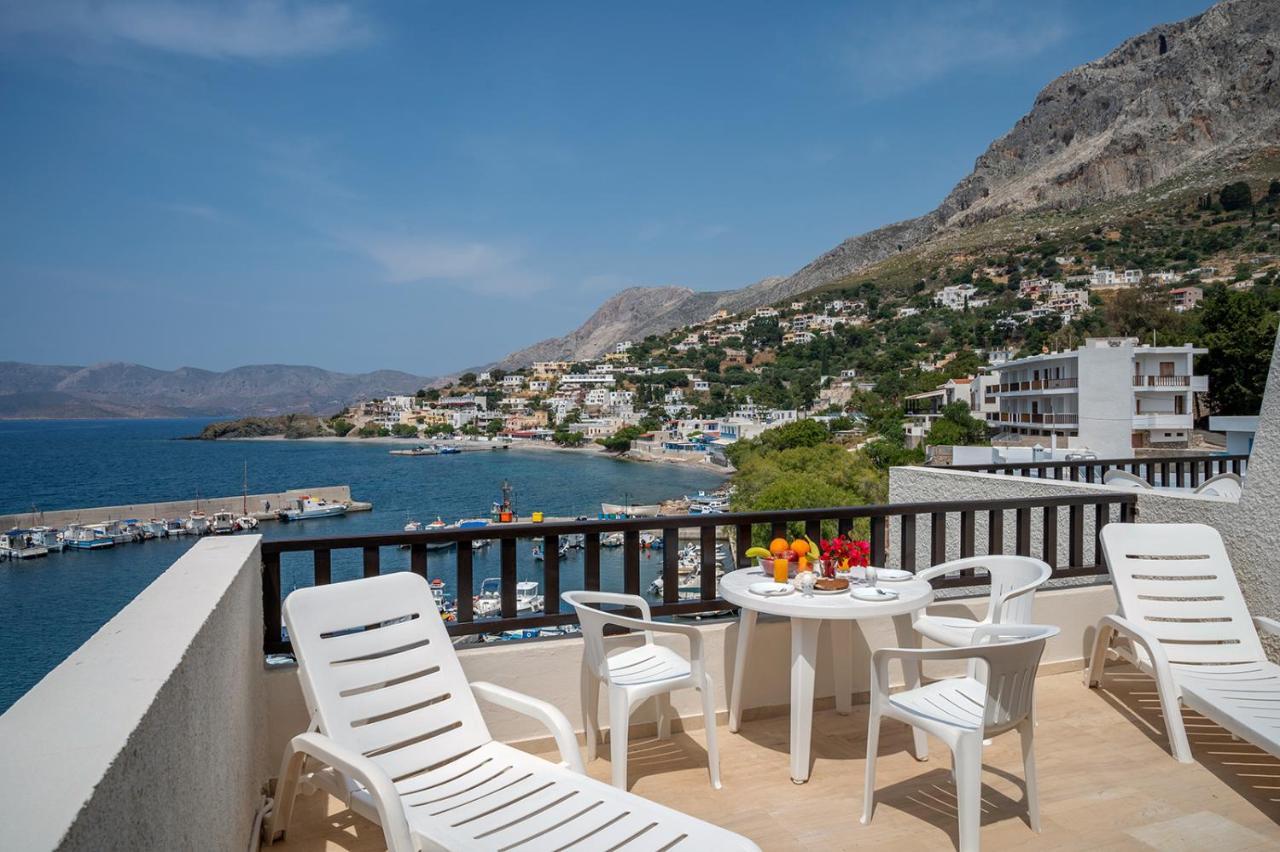 Pelagos Seafront Accommodation - Maria Myrties エクステリア 写真